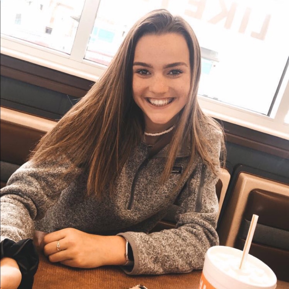 Meet your Posher, Ashlyn